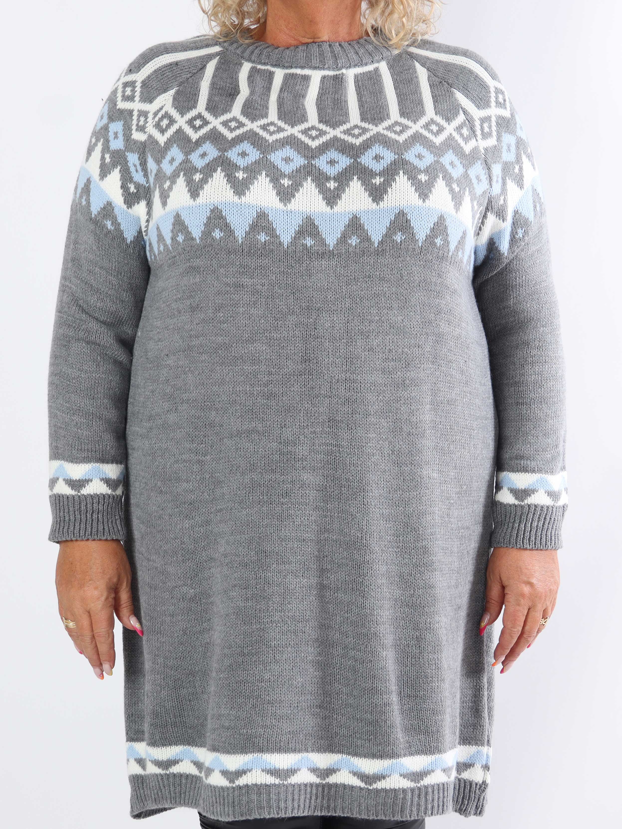 Viola - Strikkjole med flerfarvet mønster